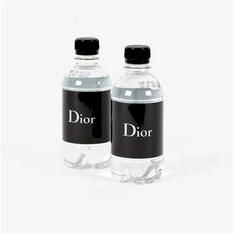 baby dior water bottle.